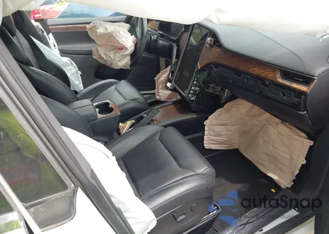 2019 Tesla Model X из США, поврежденный, VIN 5YJXCAE26KF188744